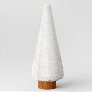 Tall white boucle christmas tree - Threshold